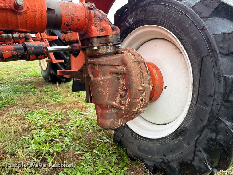image for item EI7752 1989 Belarus 822 MFWD tractor