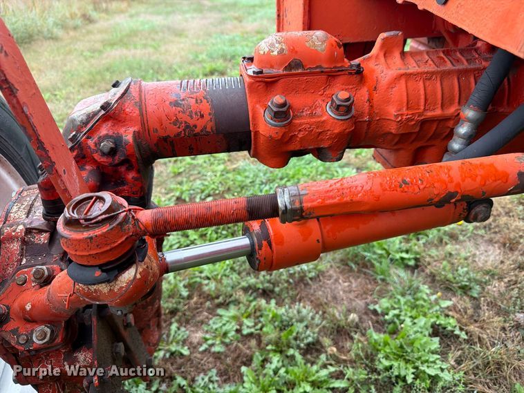 image for item EI7752 1989 Belarus 822 MFWD tractor