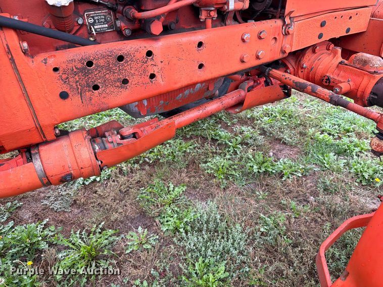 image for item EI7752 1989 Belarus 822 MFWD tractor