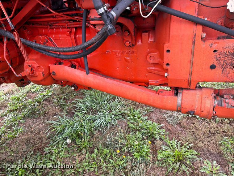 image for item EI7752 1989 Belarus 822 MFWD tractor