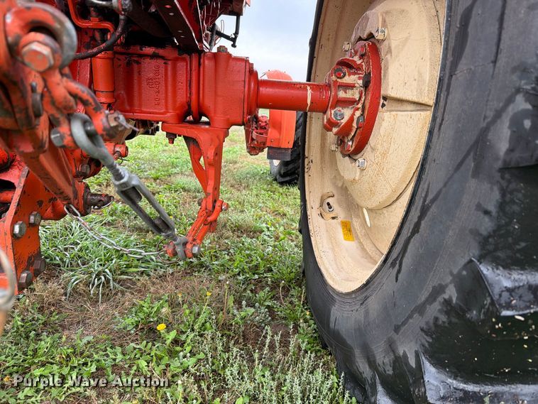 image for item EI7752 1989 Belarus 822 MFWD tractor