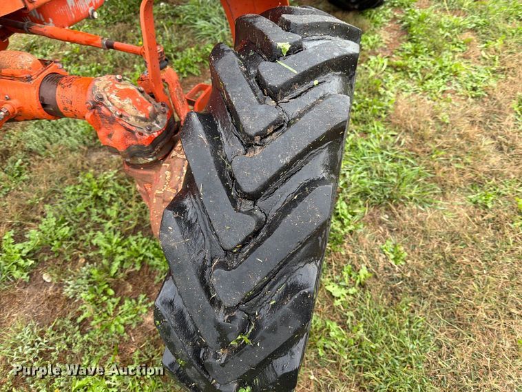 image for item EI7752 1989 Belarus 822 MFWD tractor