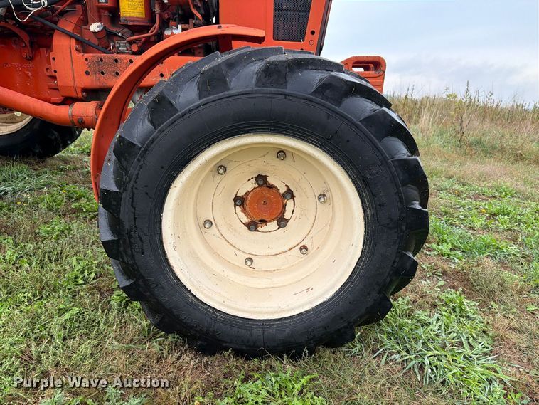 image for item EI7752 1989 Belarus 822 MFWD tractor
