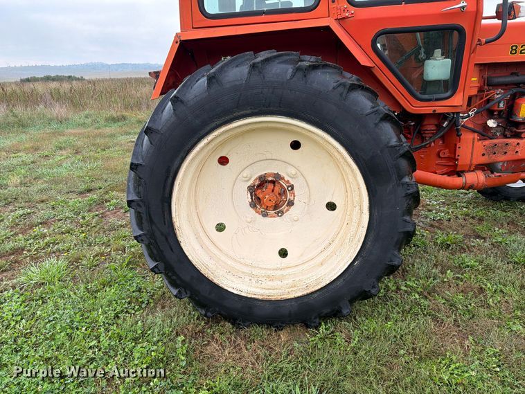 image for item EI7752 1989 Belarus 822 MFWD tractor