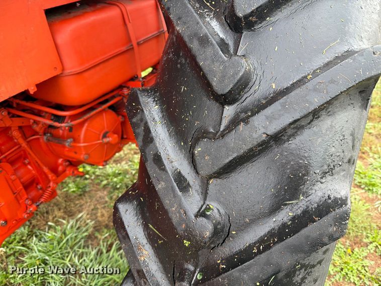 image for item EI7752 1989 Belarus 822 MFWD tractor