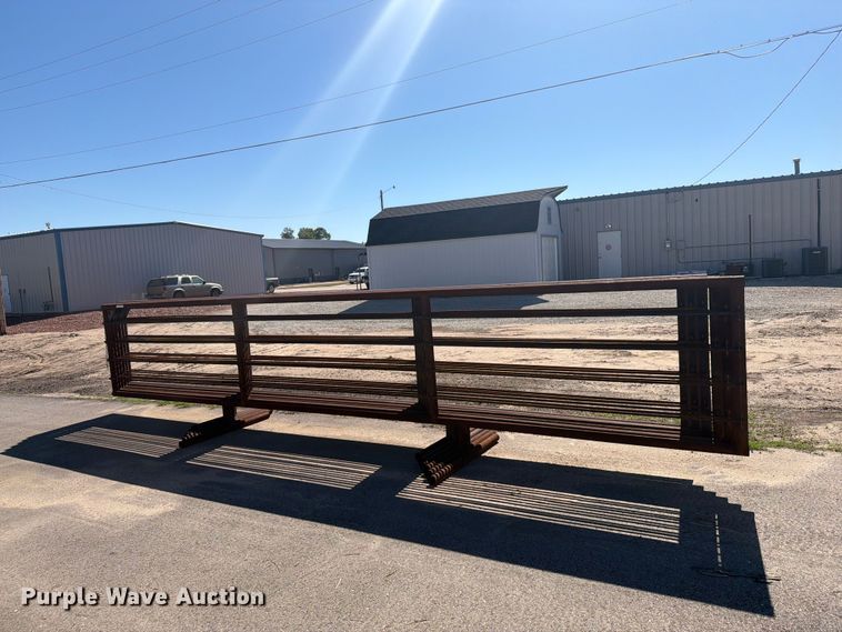 image for item EI7783 (6) fence panels