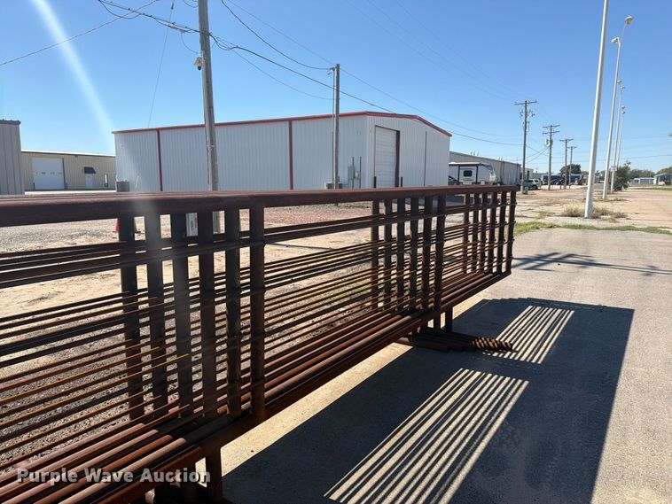 image for item EI7783 (6) fence panels