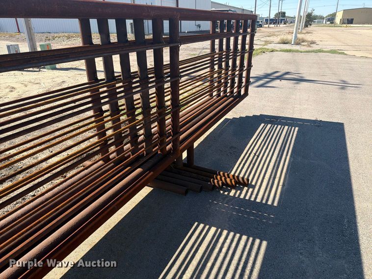 image for item EI7783 (6) fence panels