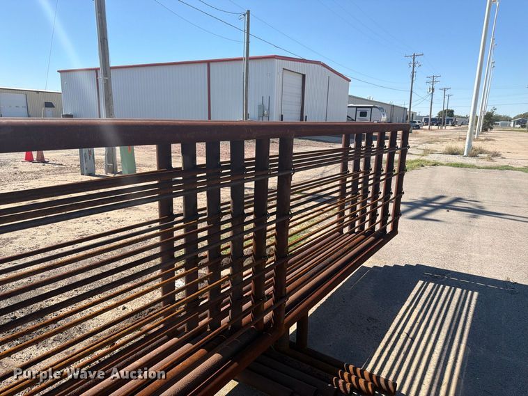 image for item EI7783 (6) fence panels