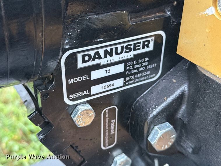 image for item EP7848 Danuser T3 skid steer post driver