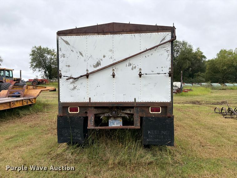 image for item EP7862 1974 American grain trailer