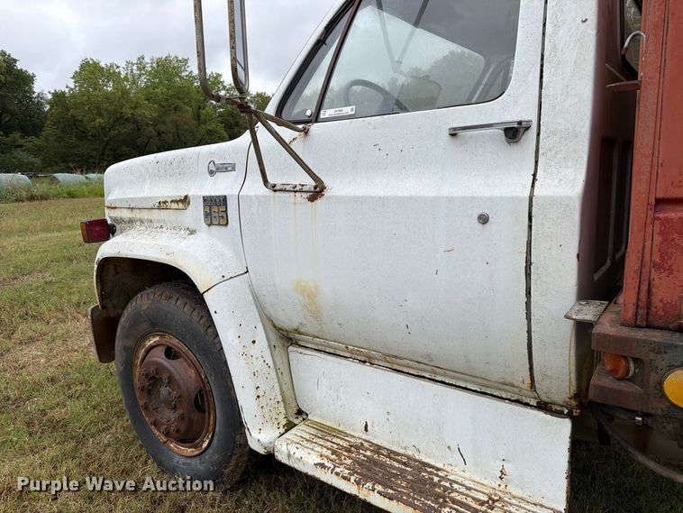 image for item EP7864 1975 Chevrolet C65 grain truck
