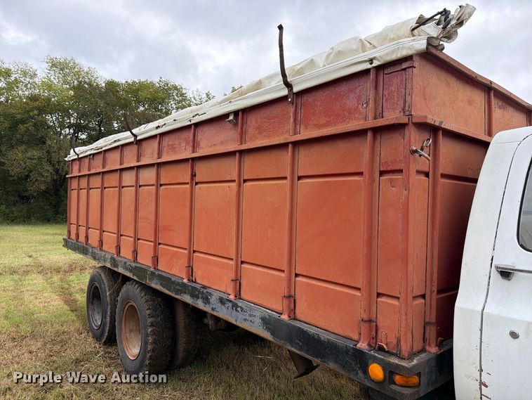 image for item EP7864 1975 Chevrolet C65 grain truck