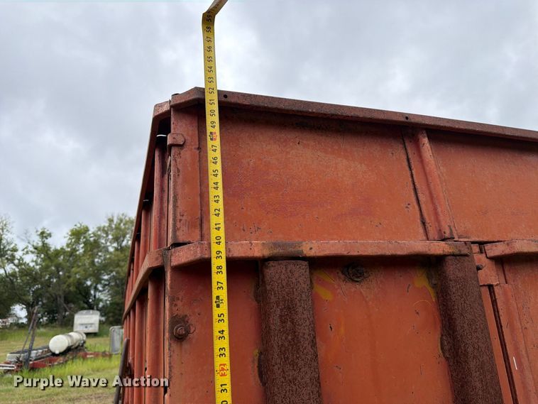 image for item EP7864 1975 Chevrolet C65 grain truck