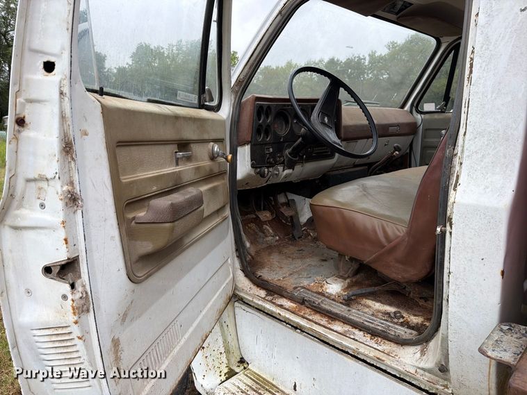 image for item EP7864 1975 Chevrolet C65 grain truck