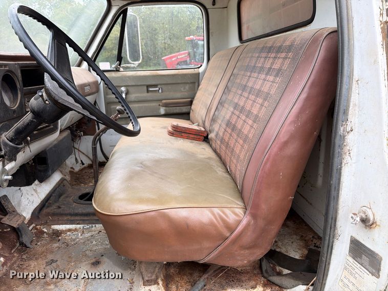 image for item EP7864 1975 Chevrolet C65 grain truck