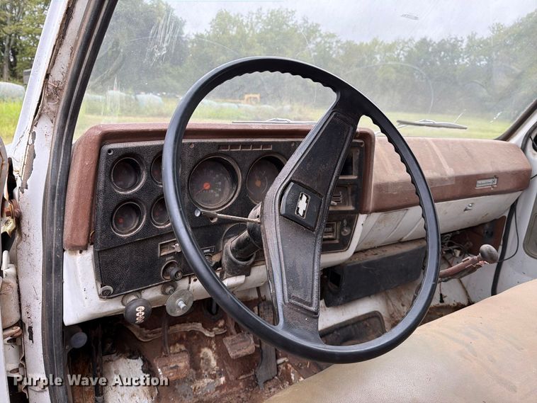 image for item EP7864 1975 Chevrolet C65 grain truck
