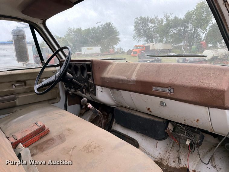 image for item EP7864 1975 Chevrolet C65 grain truck