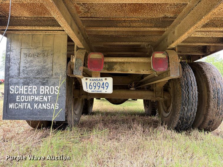 image for item EP7864 1975 Chevrolet C65 grain truck
