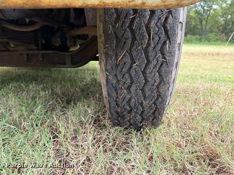 image for item EP7864 1975 Chevrolet C65 grain truck