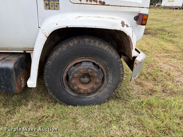 image for item EP7864 1975 Chevrolet C65 grain truck