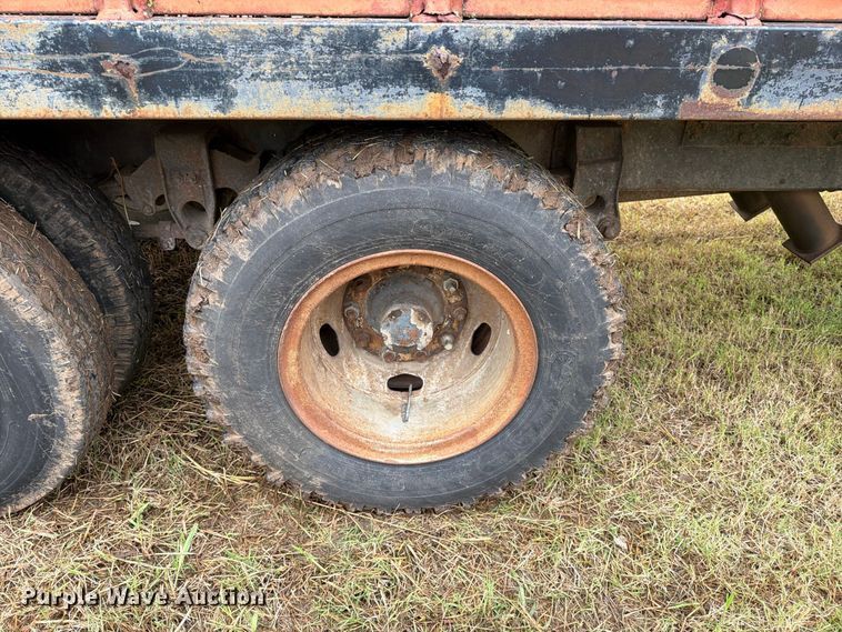 image for item EP7864 1975 Chevrolet C65 grain truck