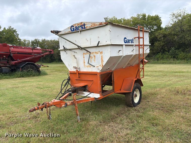 image for item EP7865 Garst seed tender trailer