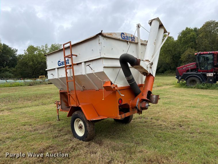 image for item EP7865 Garst seed tender trailer