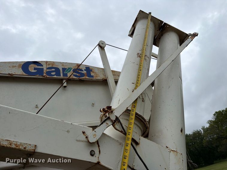 image for item EP7865 Garst seed tender trailer