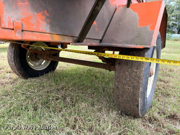 image for item EP7865 Garst seed tender trailer