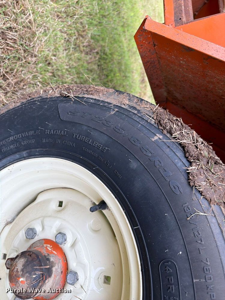 image for item EP7865 Garst seed tender trailer