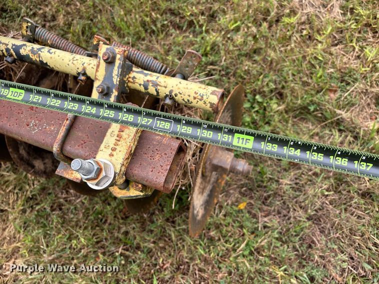 image for item ER3397 John Deere 110 double off-set disk