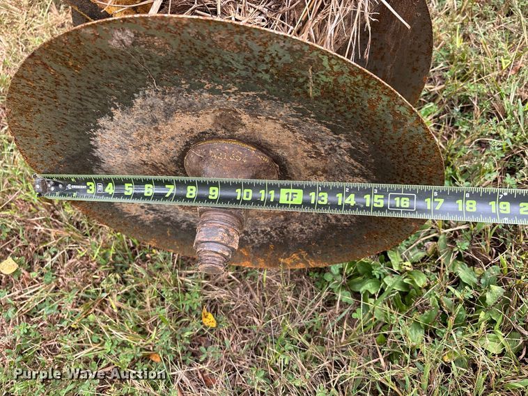 image for item ER3397 John Deere 110 double off-set disk