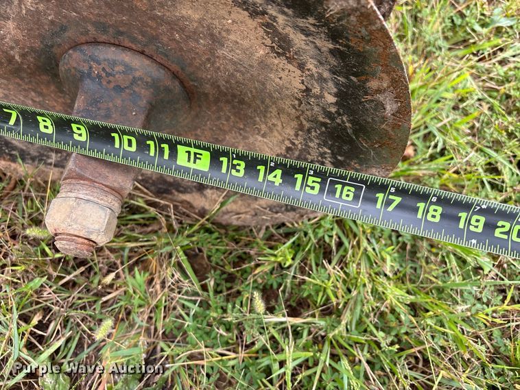 image for item ER3397 John Deere 110 double off-set disk