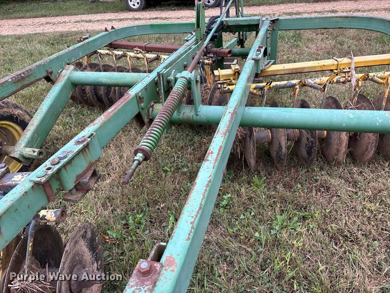 image for item ER3397 John Deere 110 double off-set disk