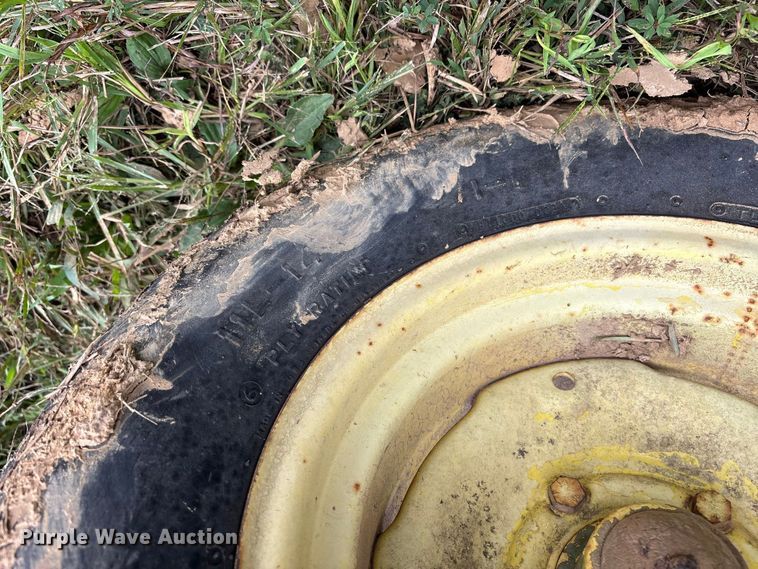 image for item ER3397 John Deere 110 double off-set disk