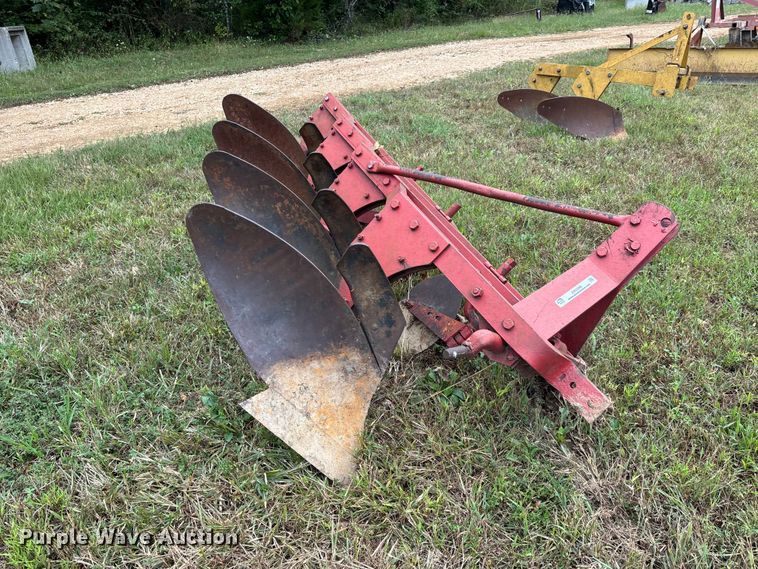image for item ER3398 4 bottom plow