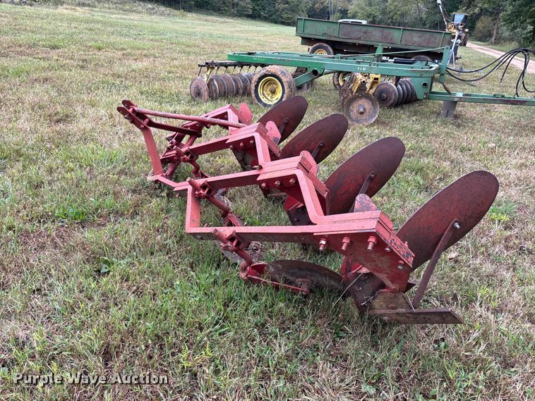 image for item ER3398 4 bottom plow