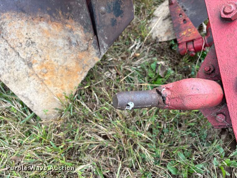 image for item ER3398 4 bottom plow