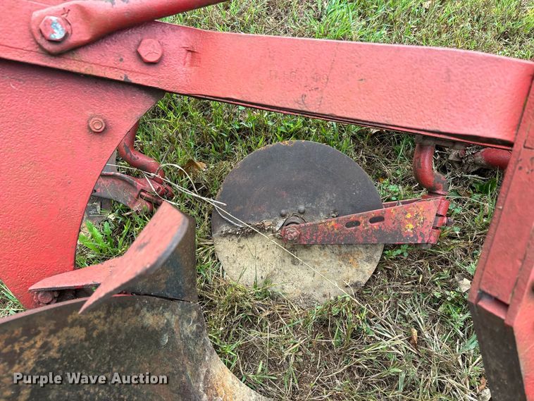 image for item ER3398 4 bottom plow