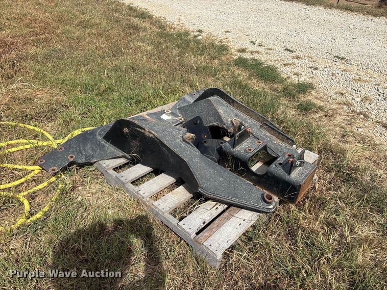 image for item ER3443 Massey Ferguson 1070 loader