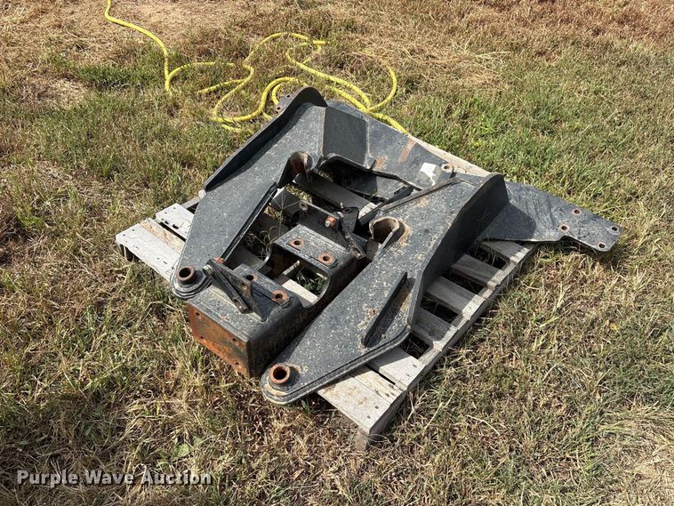 image for item ER3443 Massey Ferguson 1070 loader