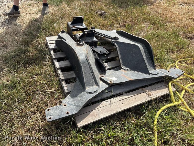 image for item ER3443 Massey Ferguson 1070 loader