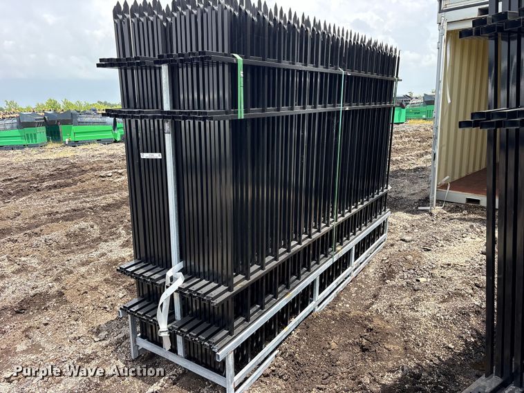 (22) Valley Pioneer F10 fence panels