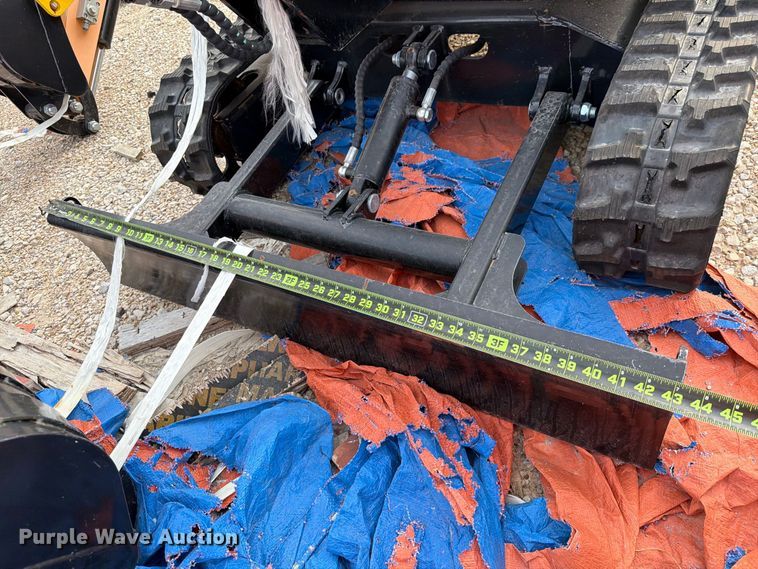 image for item EU1554 2024 Erie Industries EM15 mini excavator
