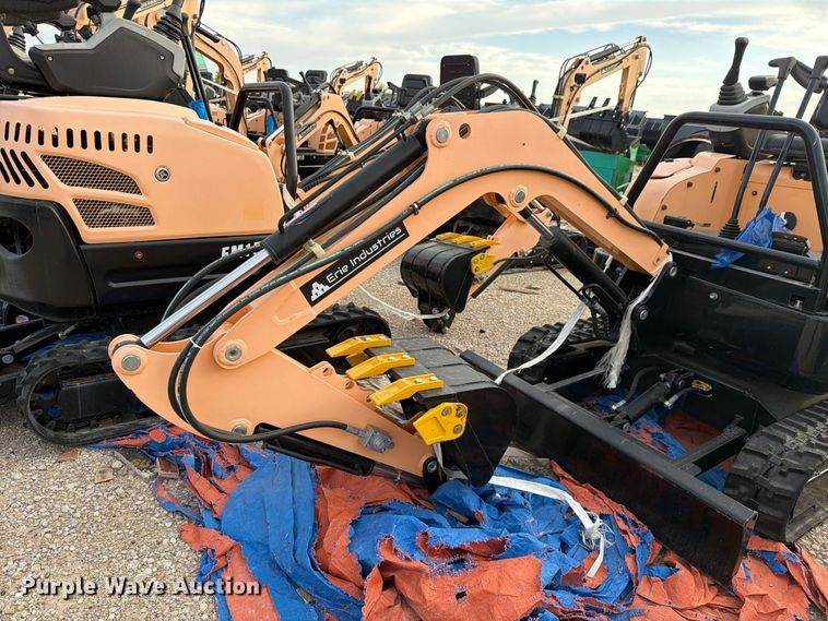 image for item EU1554 2024 Erie Industries EM15 mini excavator