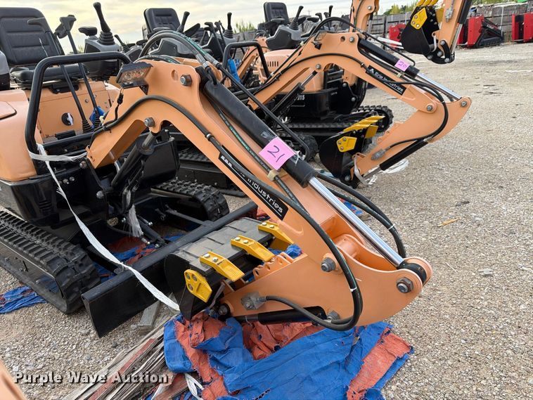 image for item EU1554 2024 Erie Industries EM15 mini excavator