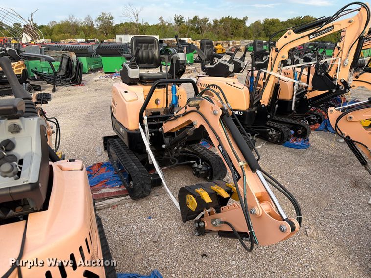 image for item EU1555 2024 Erie Industries EM15 mini excavator