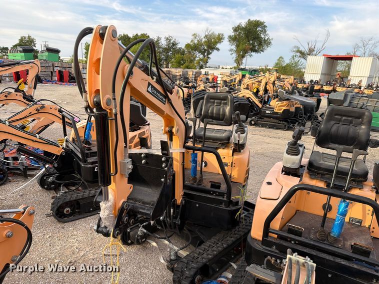 image for item EU1556 2024 Erie Industries EM15 mini excavator