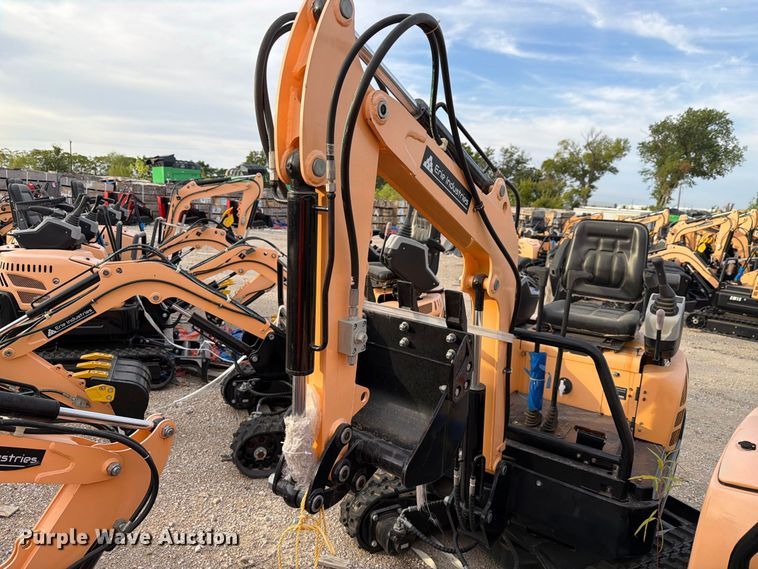 image for item EU1556 2024 Erie Industries EM15 mini excavator